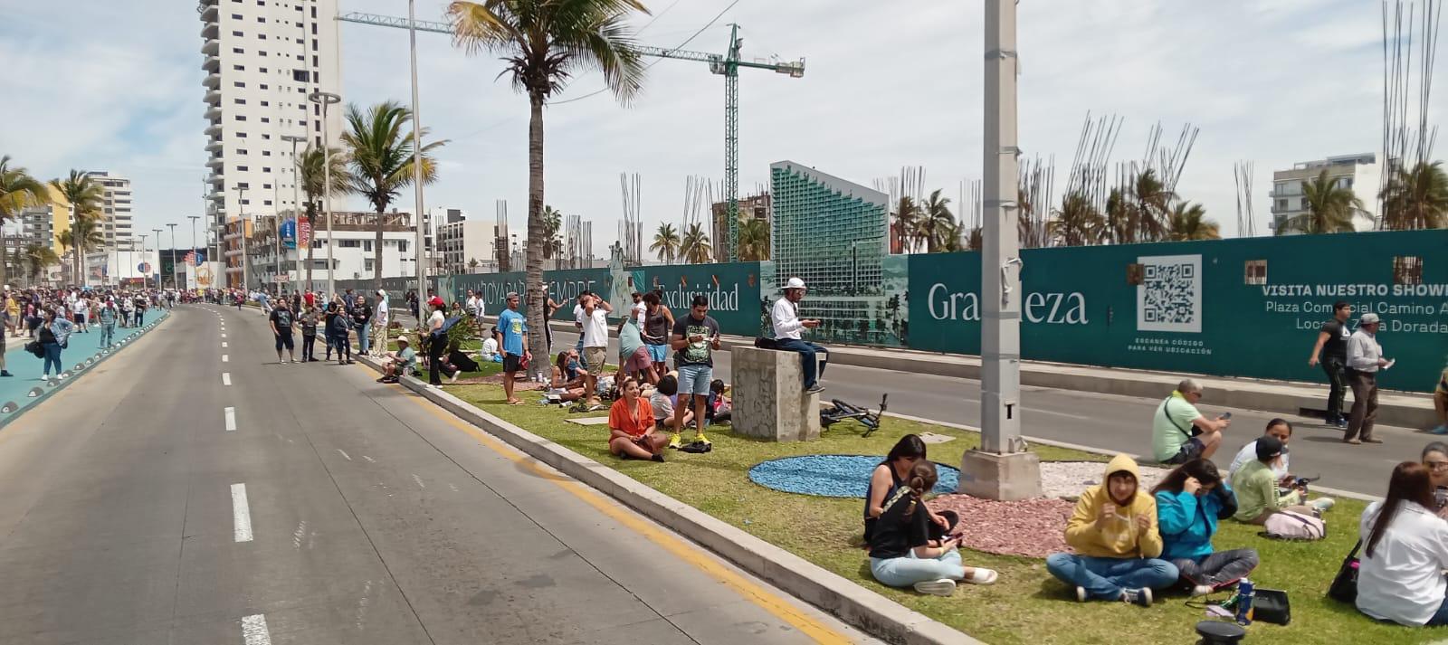 $!Cautiva y emociona el Eclipse Total de Sol a miles en Mazatlán