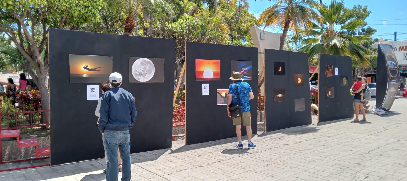 $!Se mantienen muy concurridos este sábado módulos de reparto de lentes solares en Mazatlán