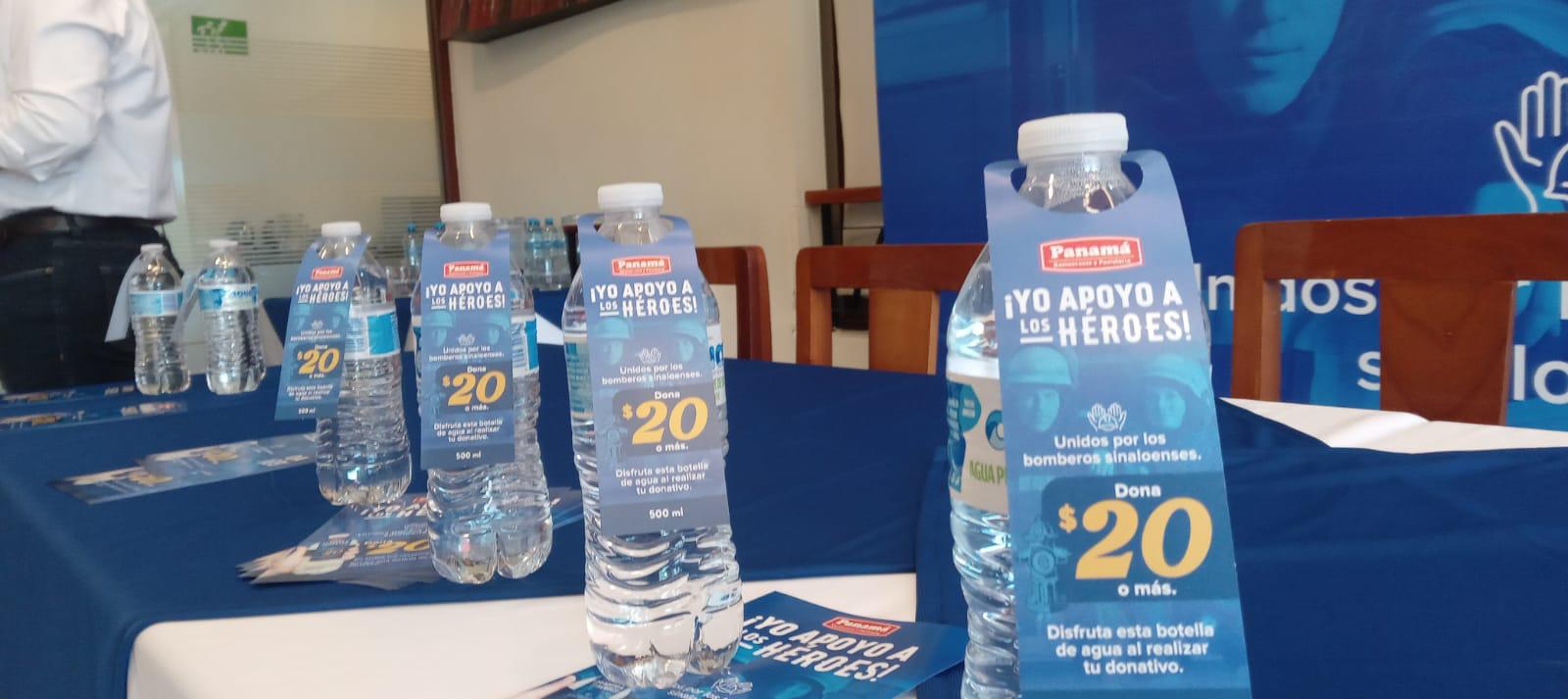 $!Las botellas de agua tendrán un costo de 20 pesos.