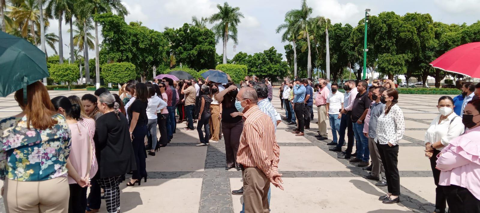 $!Trabajadores de Gobierno realizan simulacro en conmemoración del terremoto del 19 de septiembre de 1985