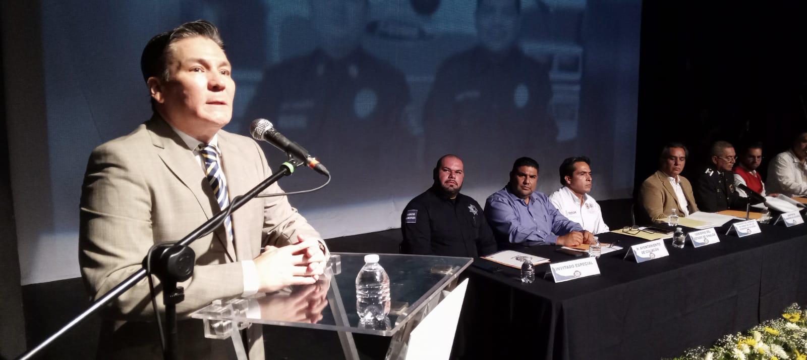 $!Celebran la entrega de los bomberos de Culiacán y agradecen a sus familias