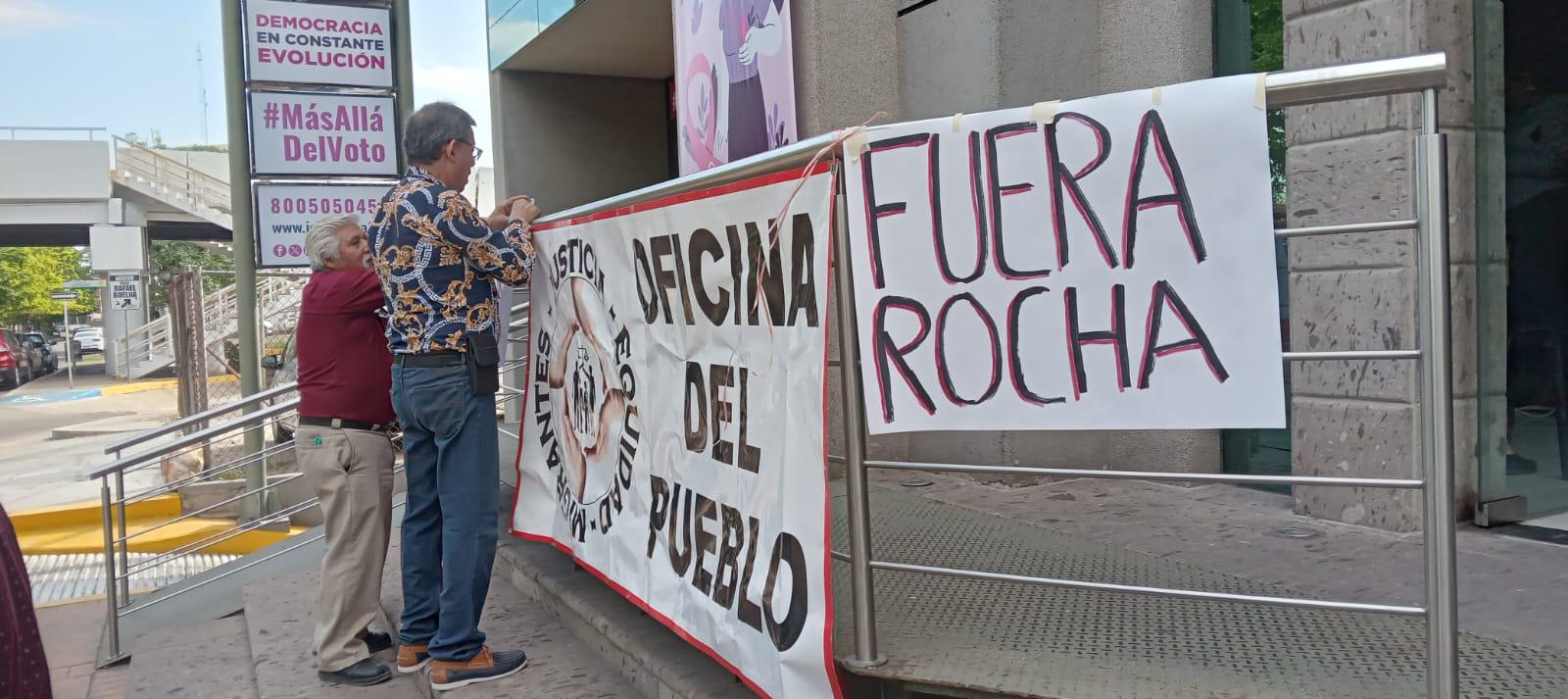 $!Piden al IEES celeridad para dar trámite a la revocación de mandato de Rocha Moya