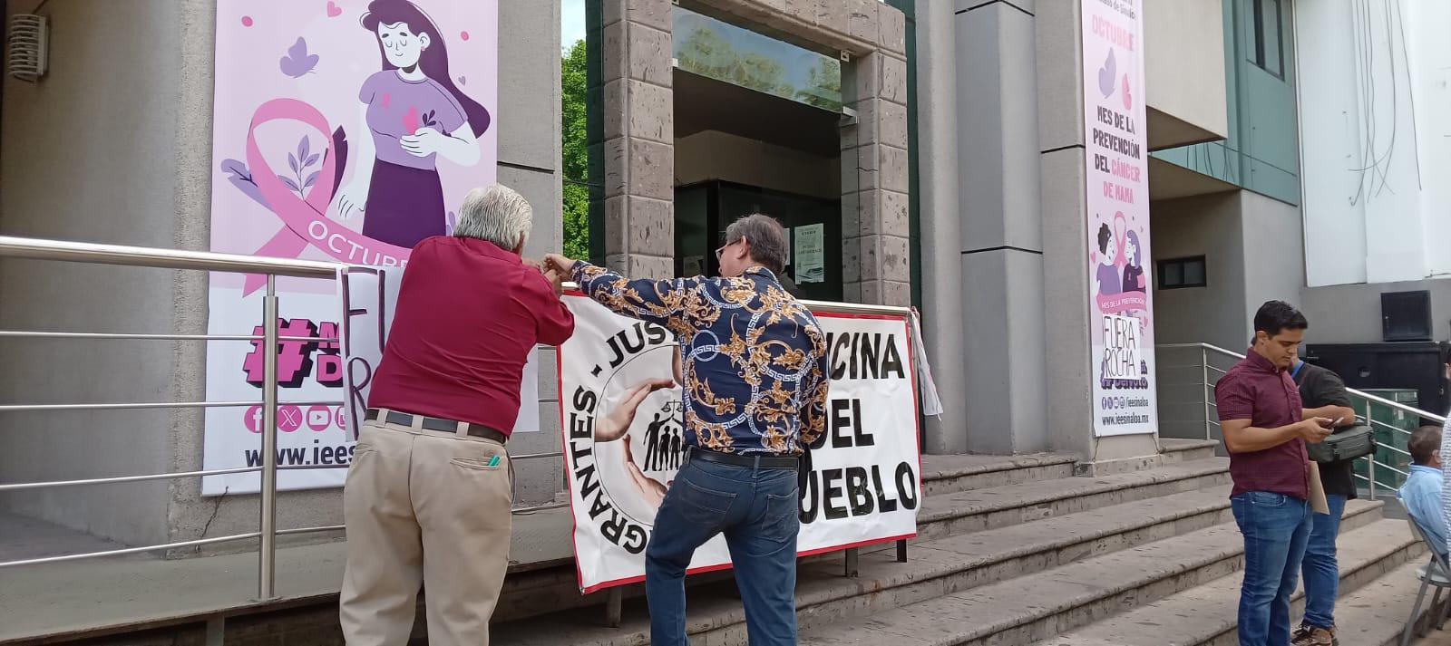 $!Piden al IEES celeridad para dar trámite a la revocación de mandato de Rocha Moya