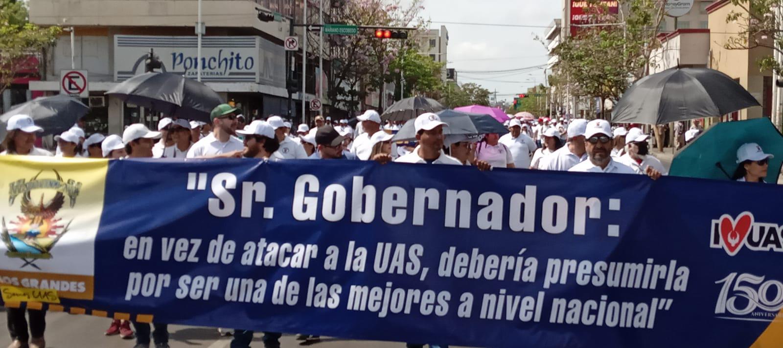 $!UAS muestra ‘músculo’ con mega contingente en marcha por el Día del Trabajo