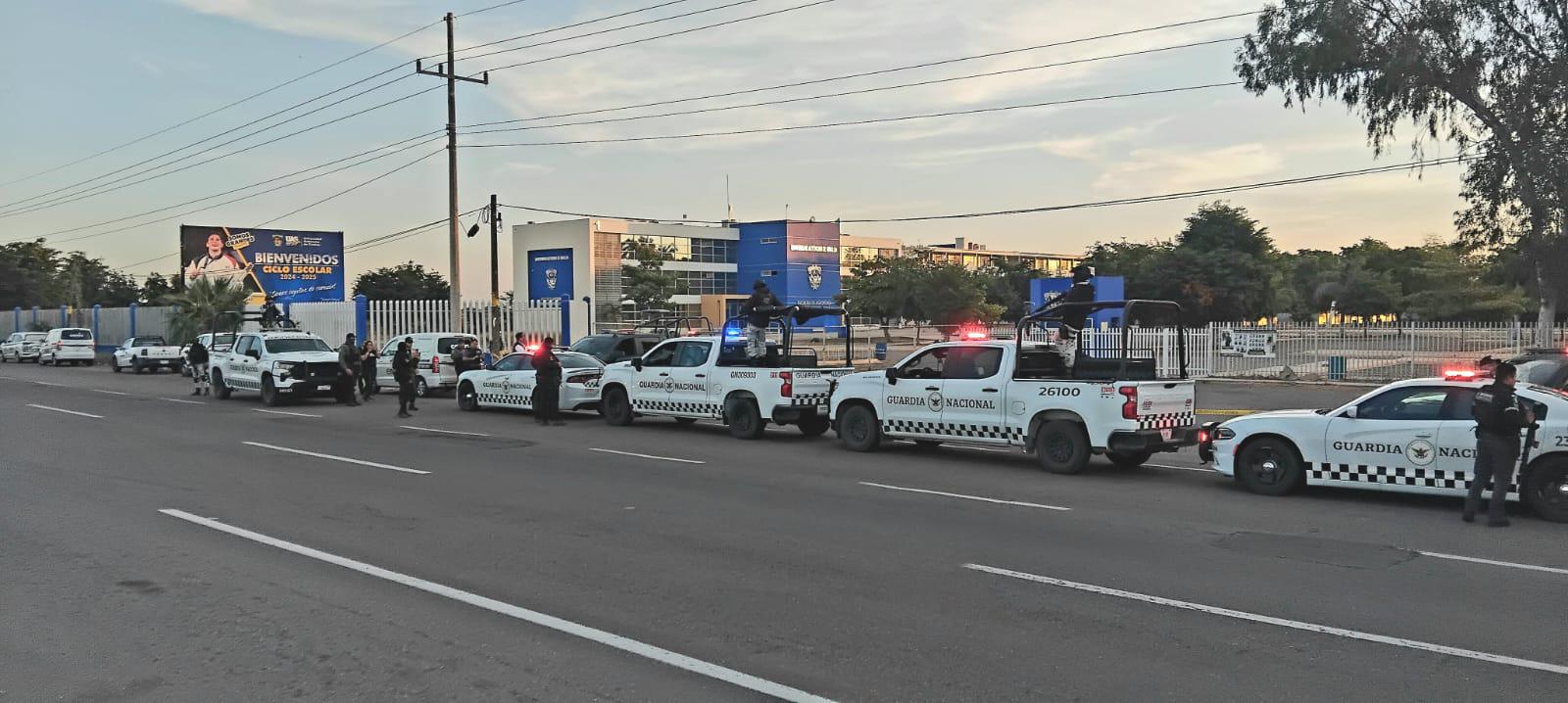 $!Amanecen 5 cuerpos apilados en la carretera Culiacán a Eldorado