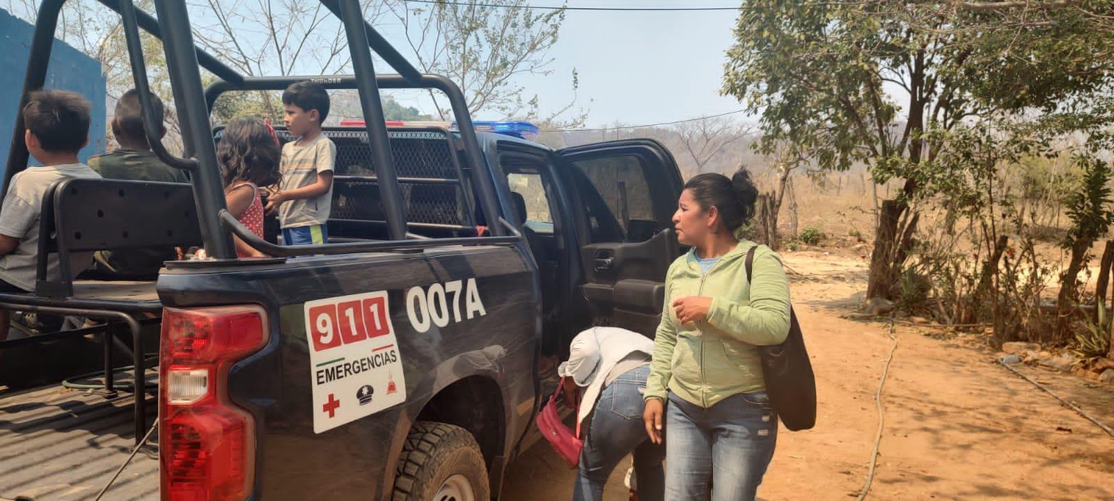 $!Por incendio sin control en El Magistral evacuan a 35 habitantes