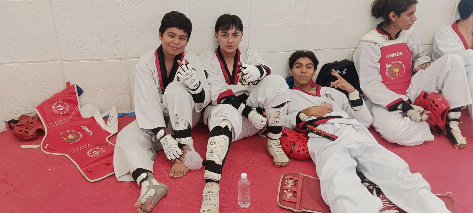 $!Taekwondoínes de Escuinapa se cuelgan el oro en Torneo de Talentos celebrado en Culiacán