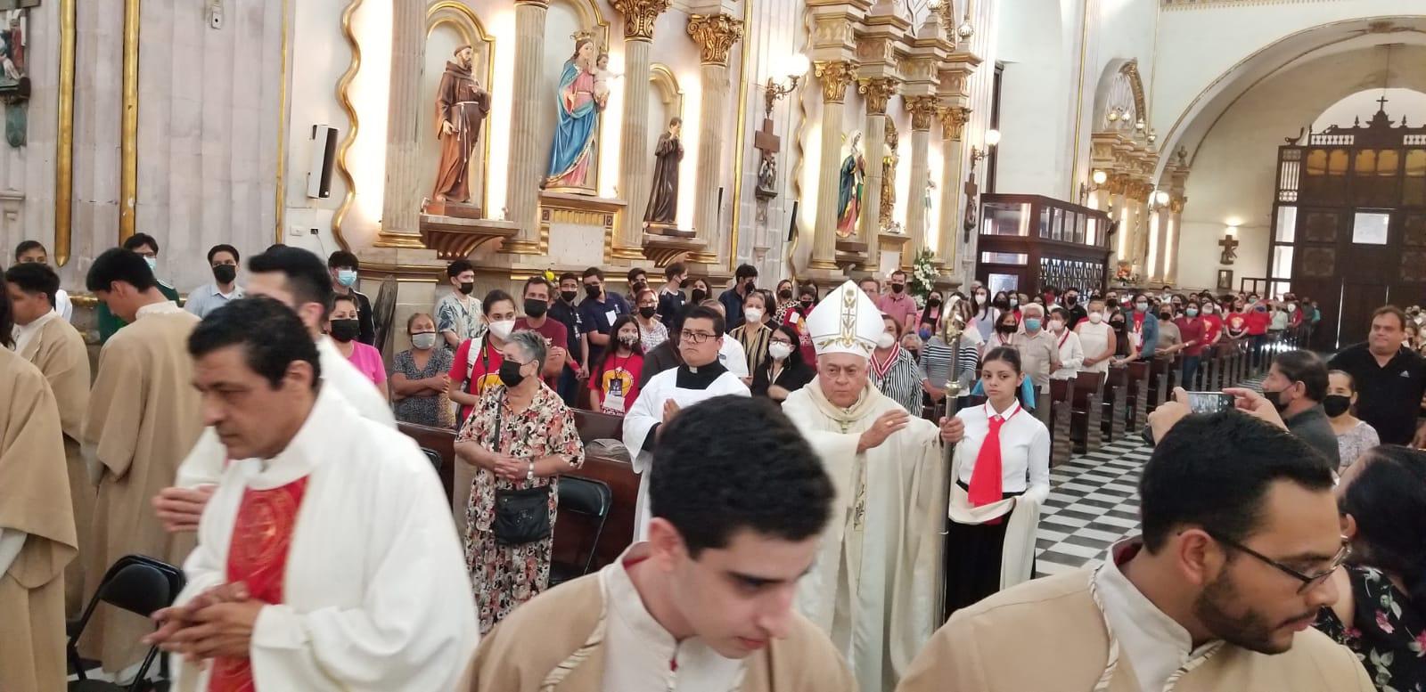 $!En Catedral de Culiacán recrean el lavado de pies a los 12 apóstoles, en la Última Cena