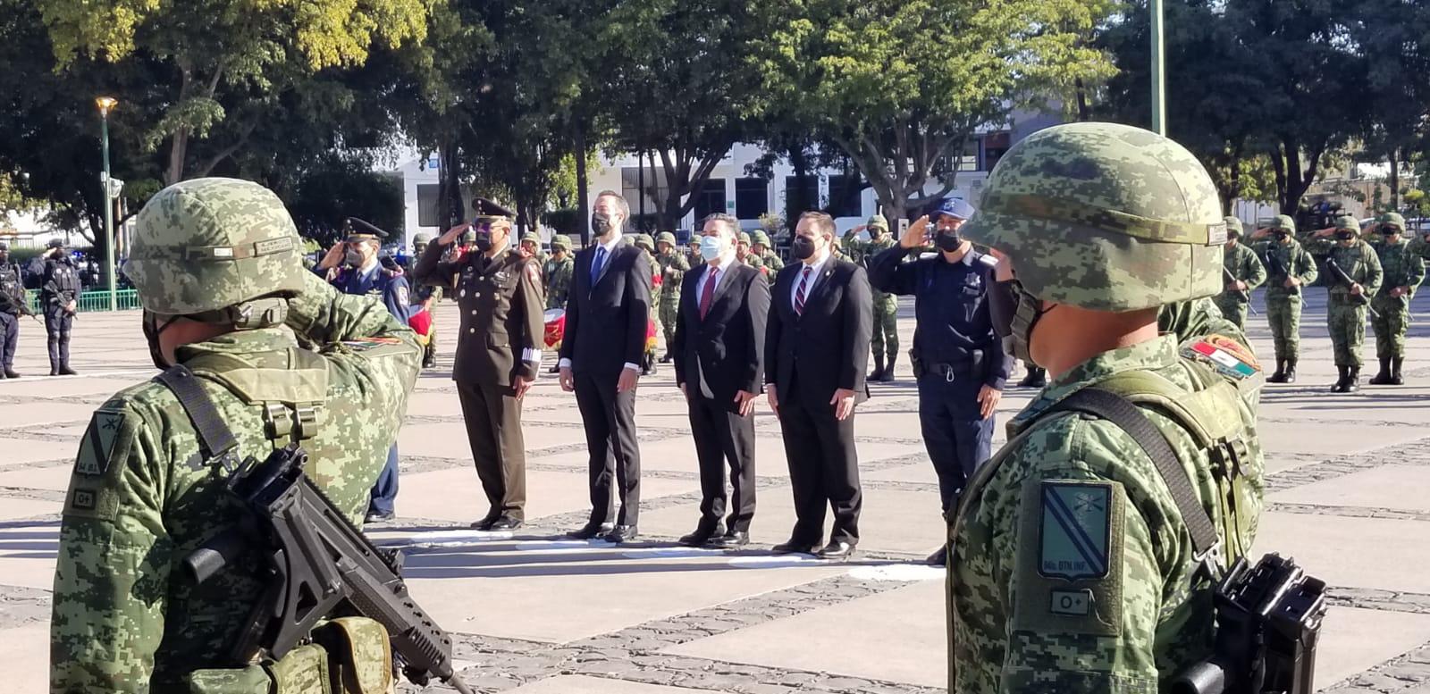 $!‘Que siga López Obrador’, exclama Inzunza Cázarez en evento oficial de Gobierno de Sinaloa