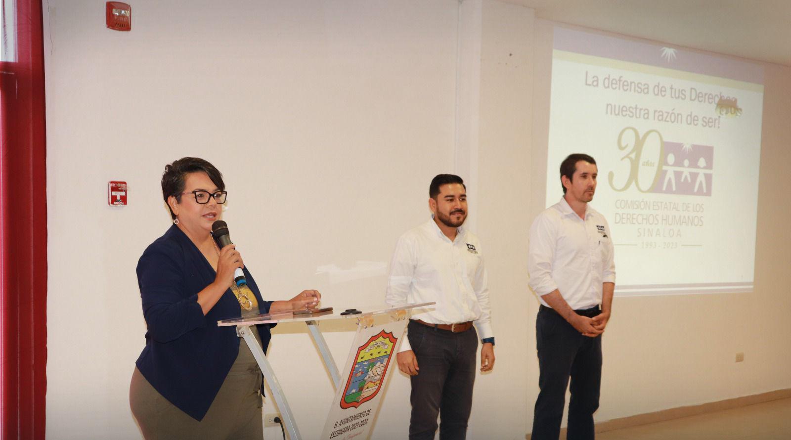 $!Capacitan a funcionarios de Escuinapa sobre sus responsabilidades