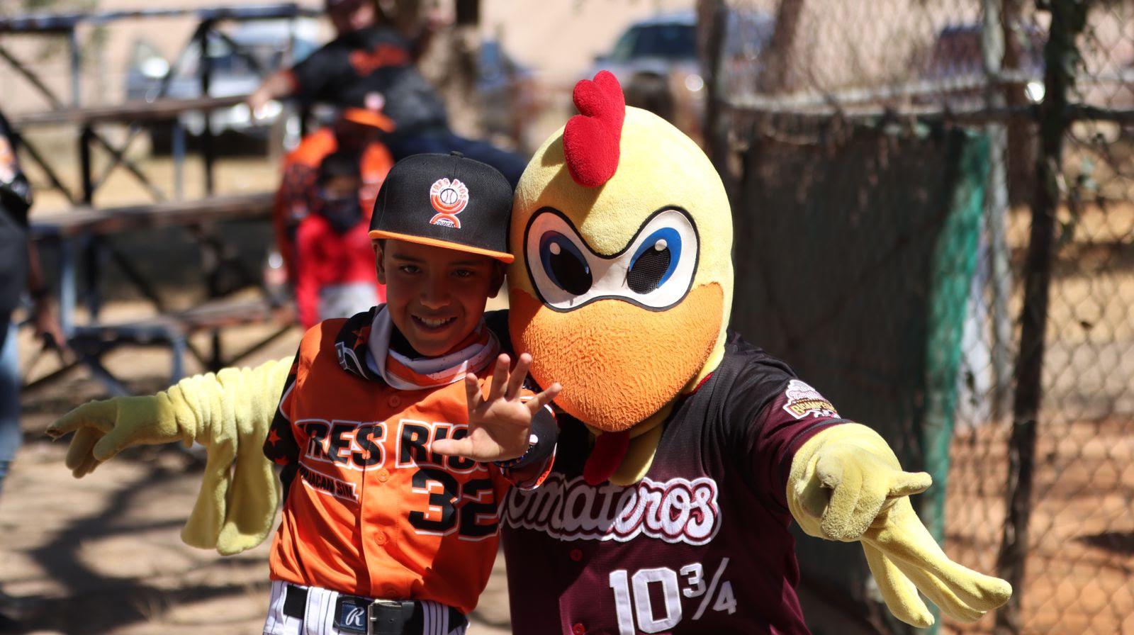 $!Tomateros de Culiacán, presente en los Distritales de la Región III