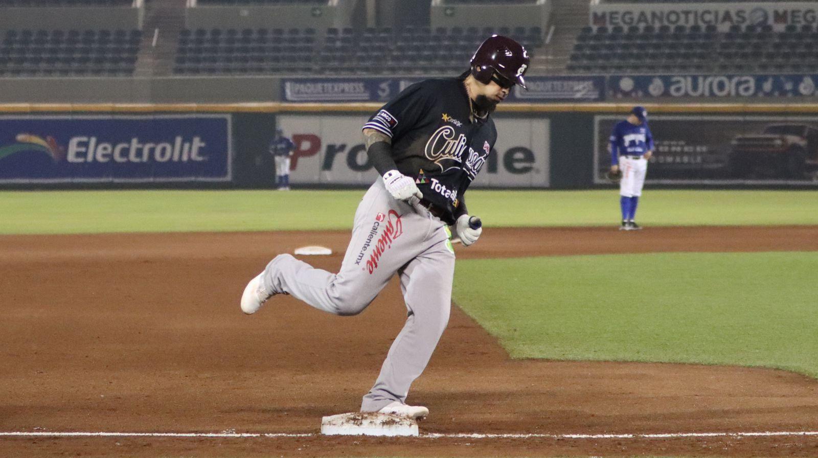 $!Tomateros de Culiacán se queda con la primera serie de la segunda vuelta