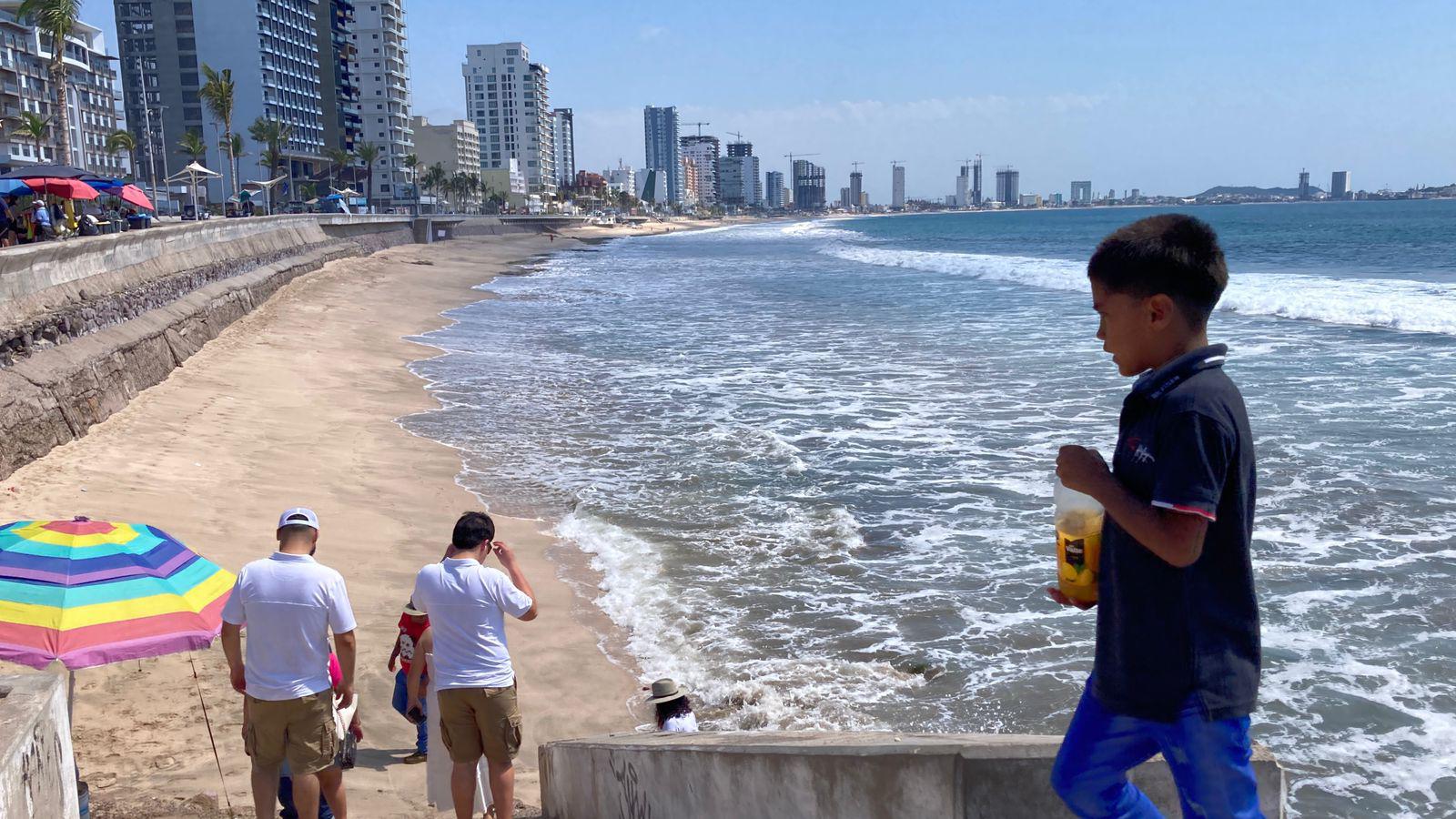 $!Aunque poco, Mazatlán se recupera en turismo en el primer fin de semana de octubre