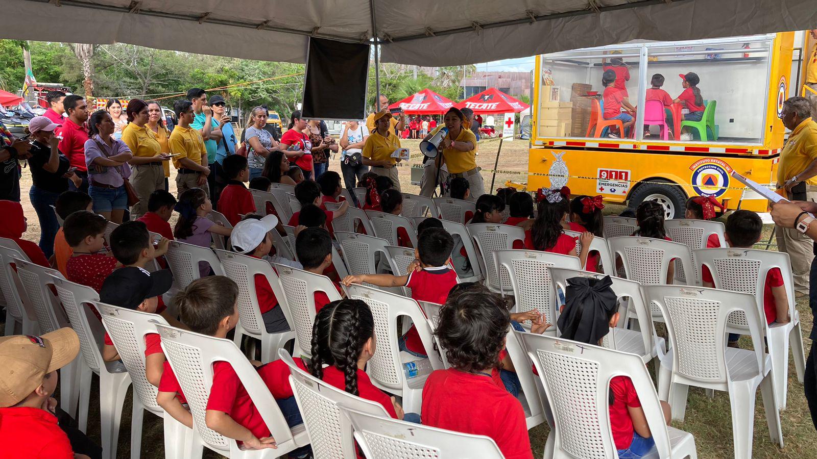 $!Aprenden jugando niños y niñas sobre qué hacer en caso de accidente en su casa o escuela