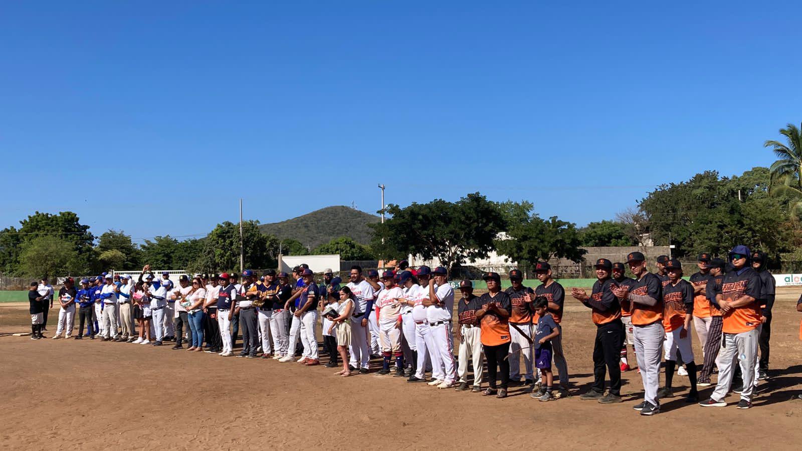 $!Inauguran temporada 45 de Beisbol, en Club Polluelos