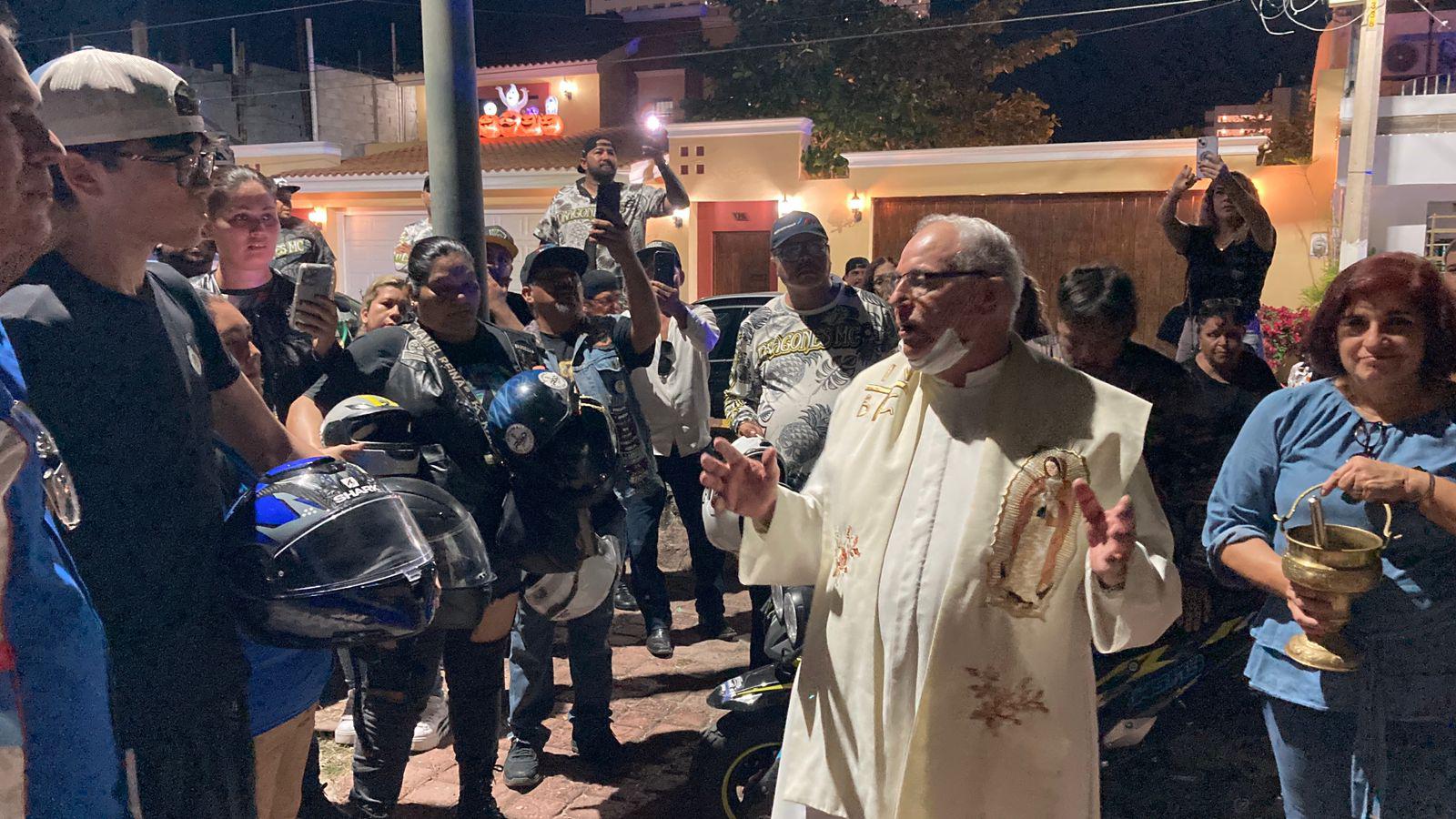 $!Motociclistas recorren Mazatlán en la Moto-Peregrinación en honor a San Judas Tadeo