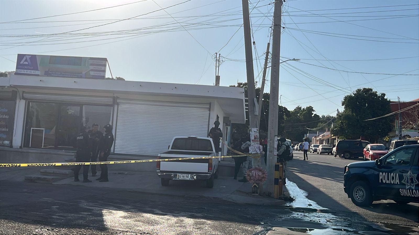 $!Balean barbería en la colonia Rafael Buelna, en Culiacán