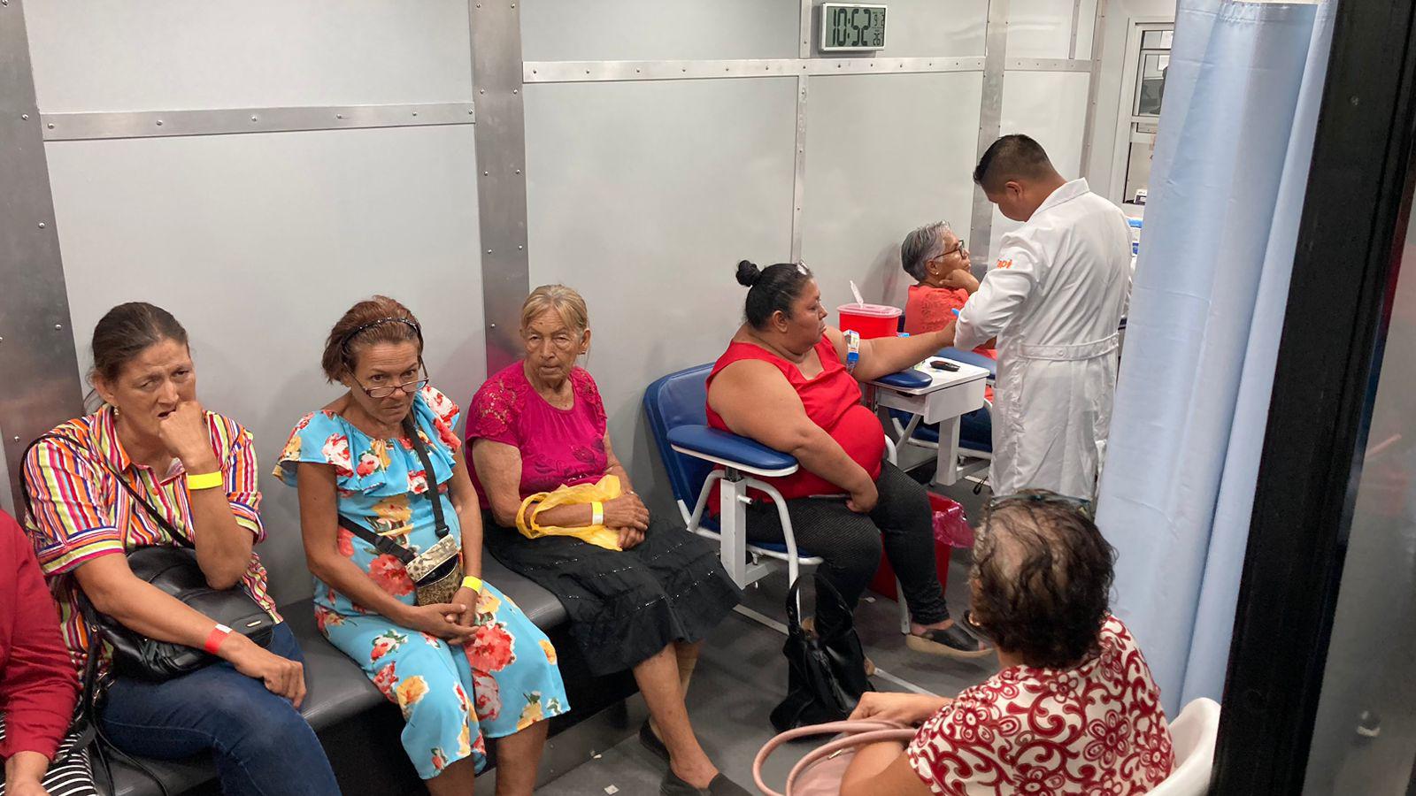 $!Arranca en Mazatlán jornada de atención de ‘El tren de la Salud’ en Mazatlán