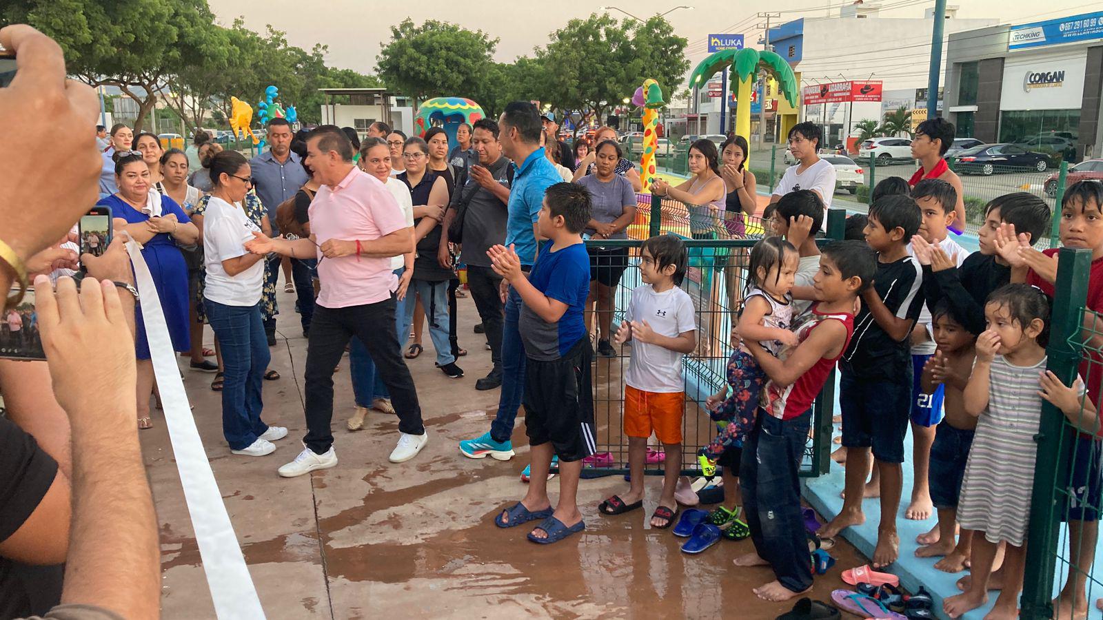 $!¡Ahora sí! Cortan listón en la reapertura del Oasis Interactivo del Parque Lineal