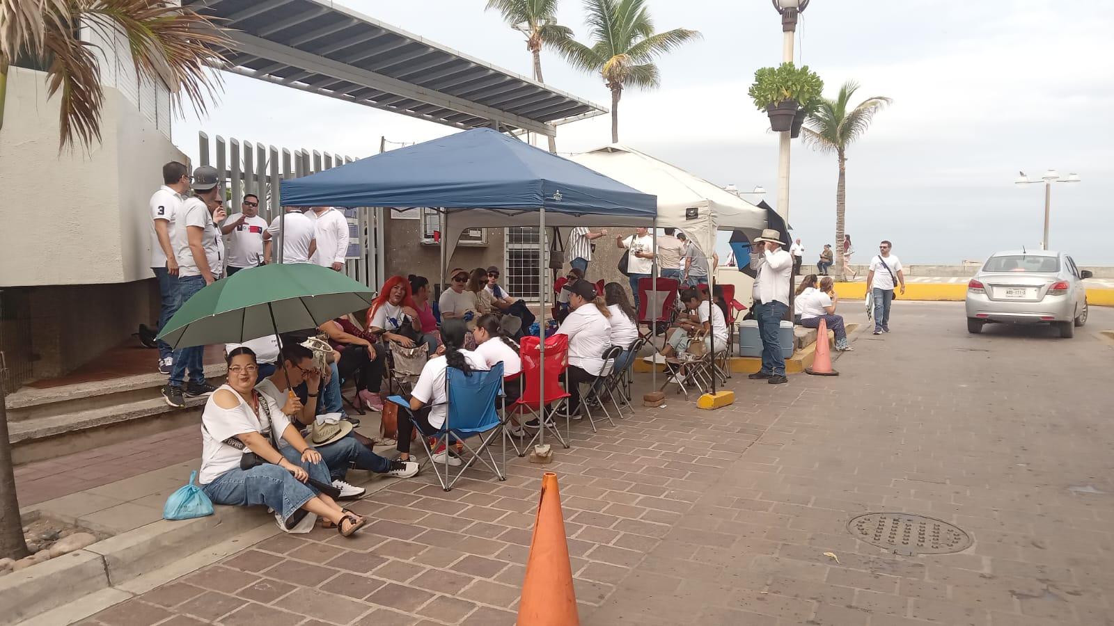 $!Desde Mazatlán se unen al paro nacional en defensa de la autonomía del Poder Judicial de la Federación