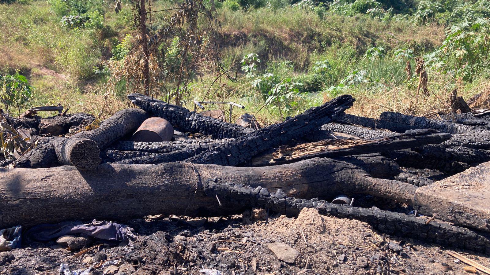 $!Familia pide apoyo tras perderlo todo en incendio en la invasión Bugambilias