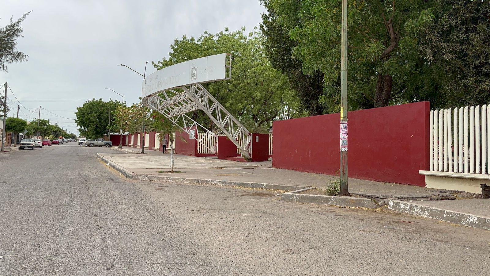 $!Vecinos de la colonia 21 de Marzo, en Culiacán, piden pavimentación de cuatro calles