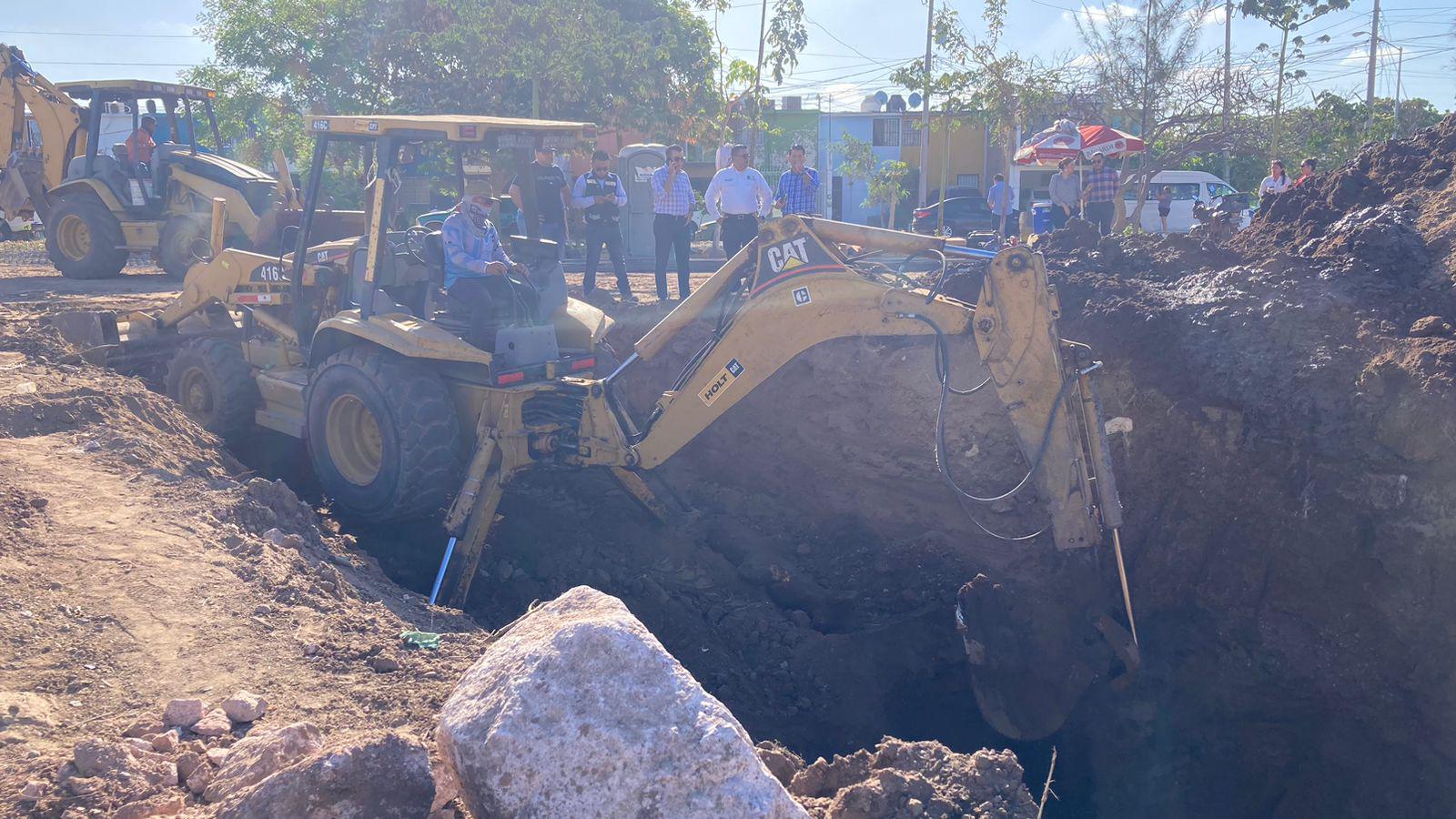 $!Rehabilitan, luego de 7 meses, canal de La Foresta, en Mazatlán