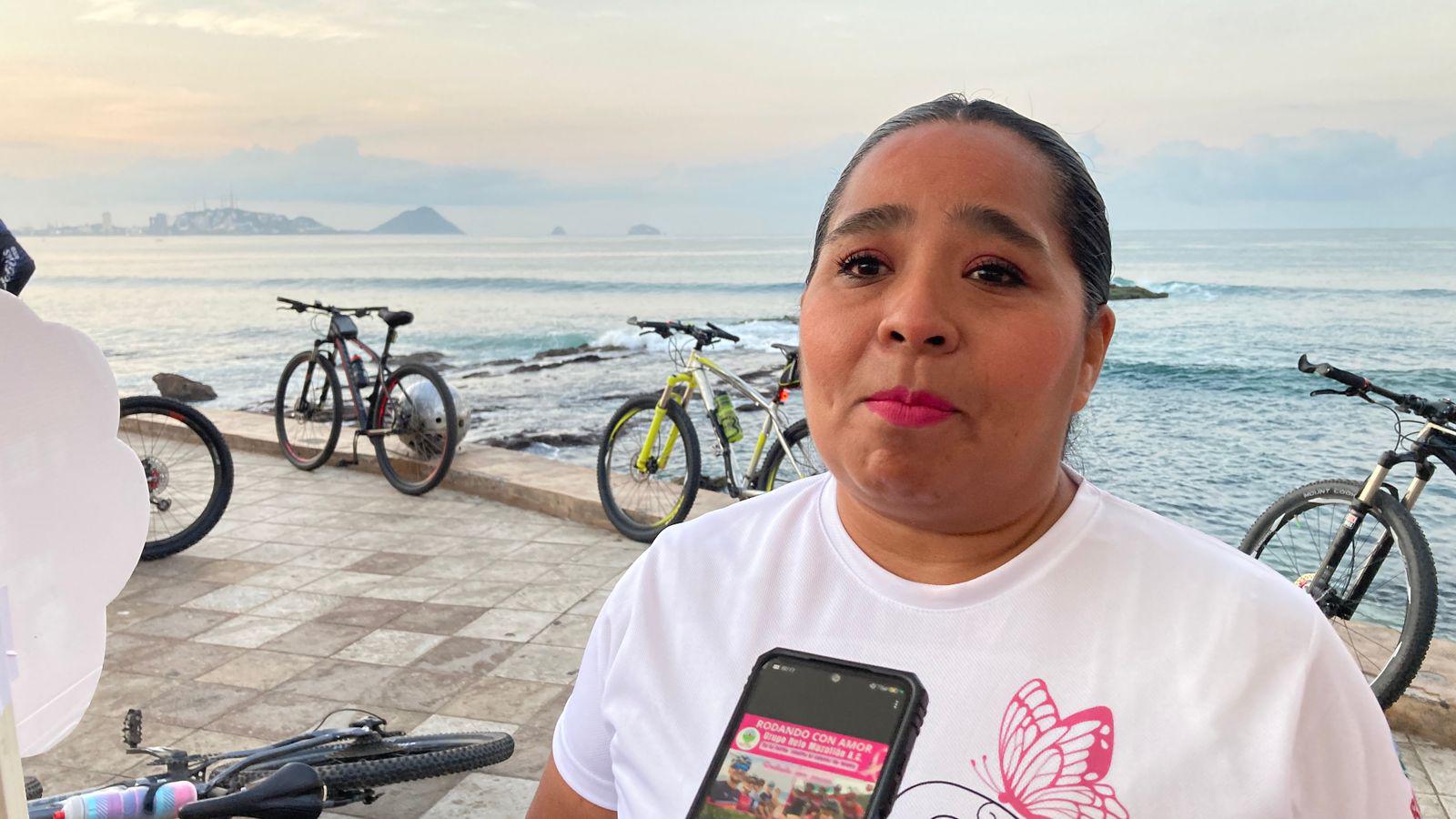 $!Ciclistas se suman a la Rodada con Amor en el Día Mundial de la Lucha contra el Cáncer de Mama