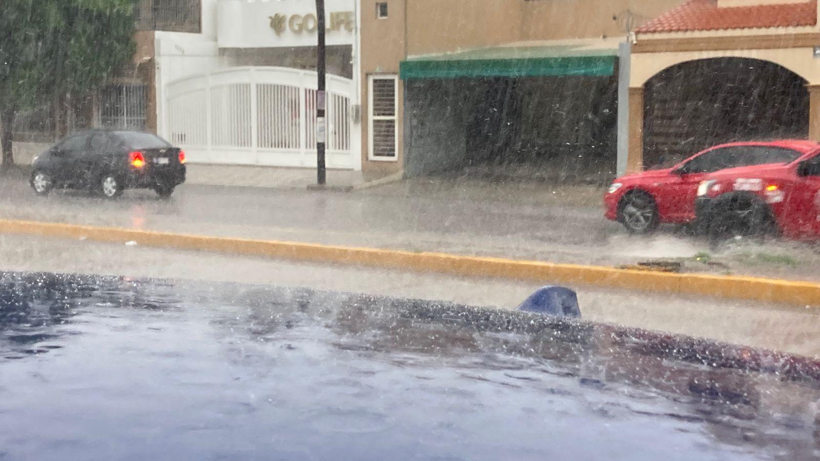 $!Llueve en gran parte de Mazatlán este sábado