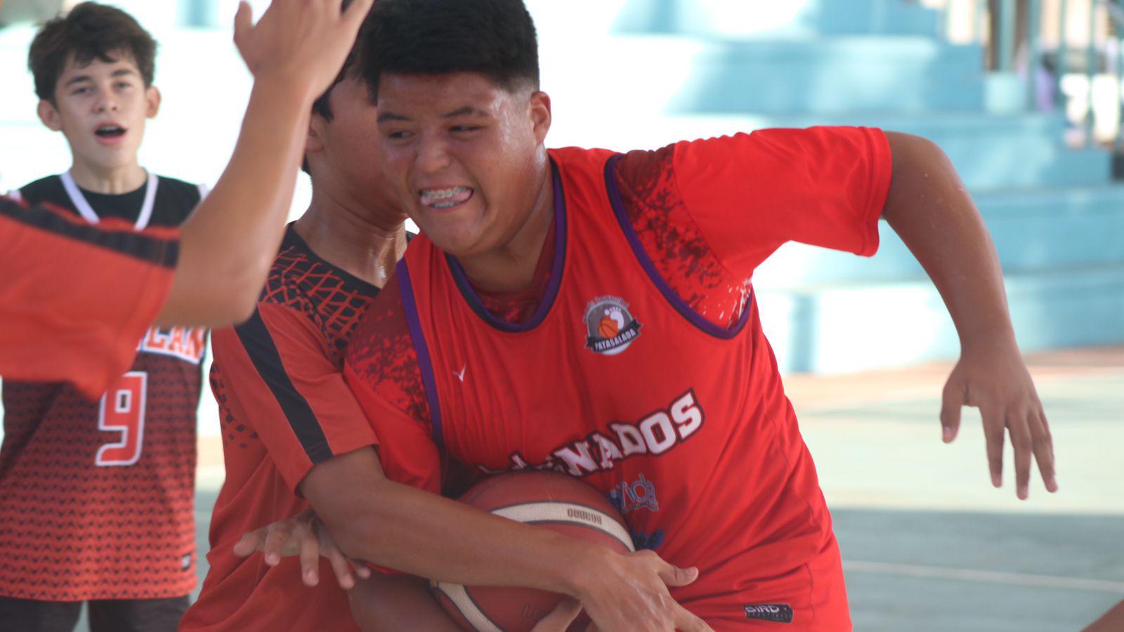 $!Arranca Liga de Baloncesto Imdem en el Parque Martiniano Carvajal