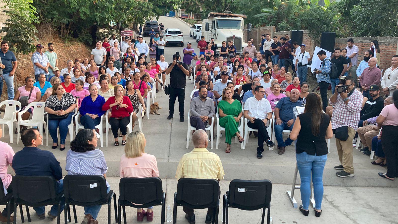 $!Arranca pavimentación en la calle Gansos de la Mazatlán I