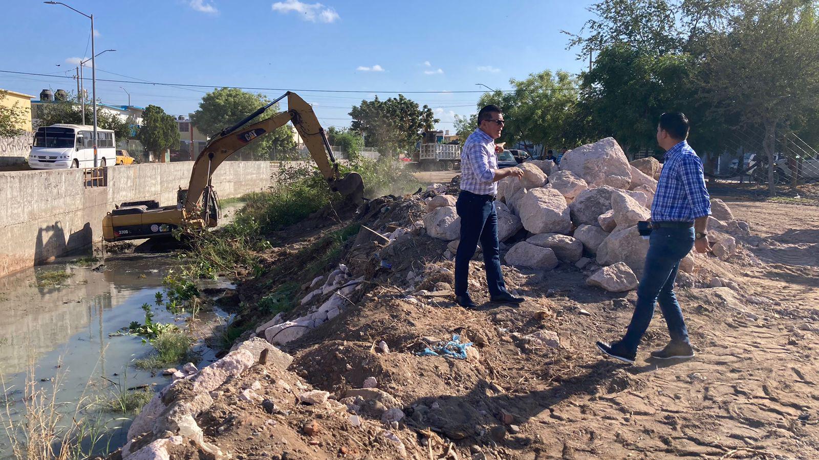 $!Rehabilitan, luego de 7 meses, canal de La Foresta, en Mazatlán