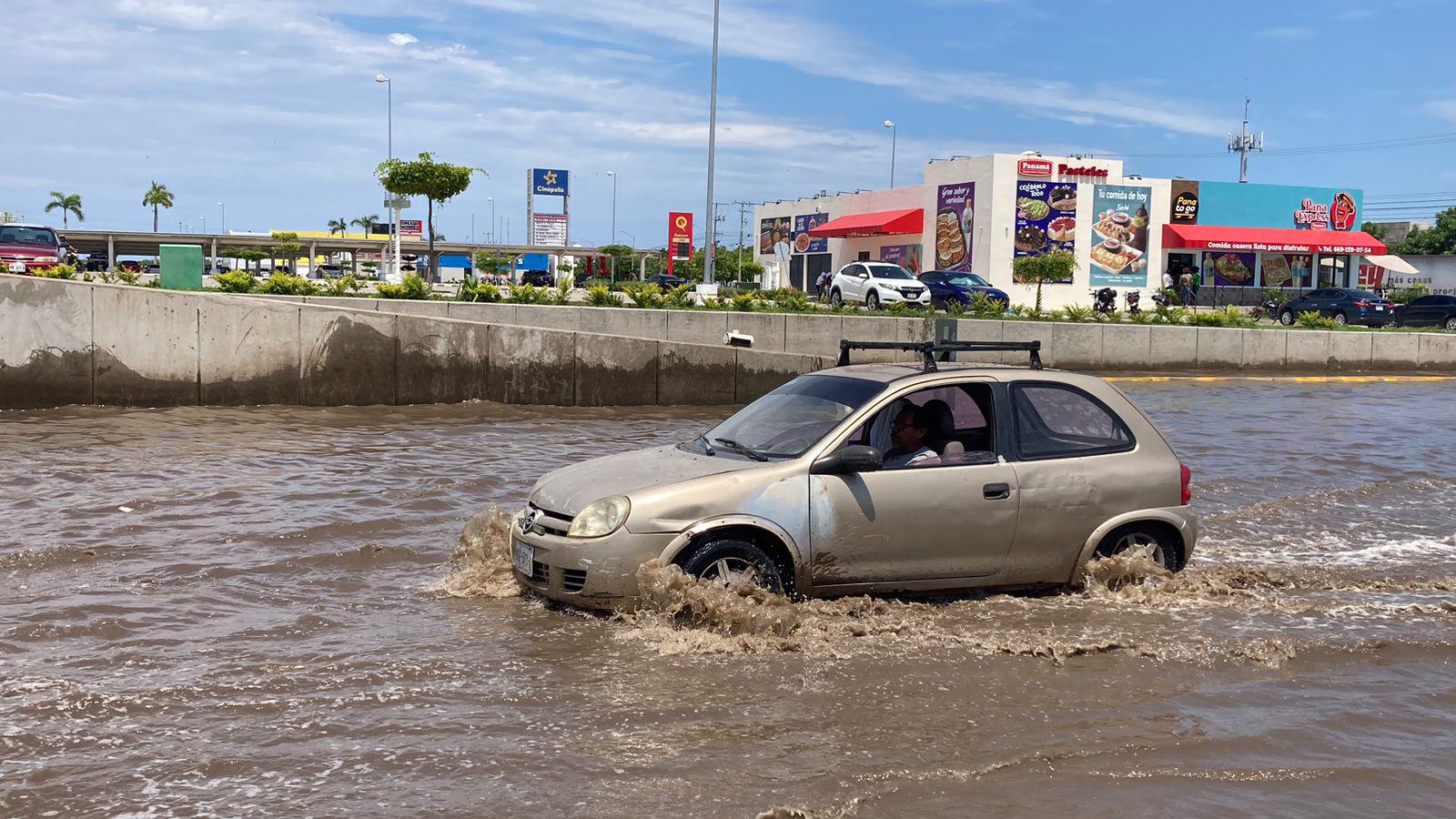 $!Pronostican lluvias este domingo en Mazatlán por posible tormenta tropical en el Pacífico