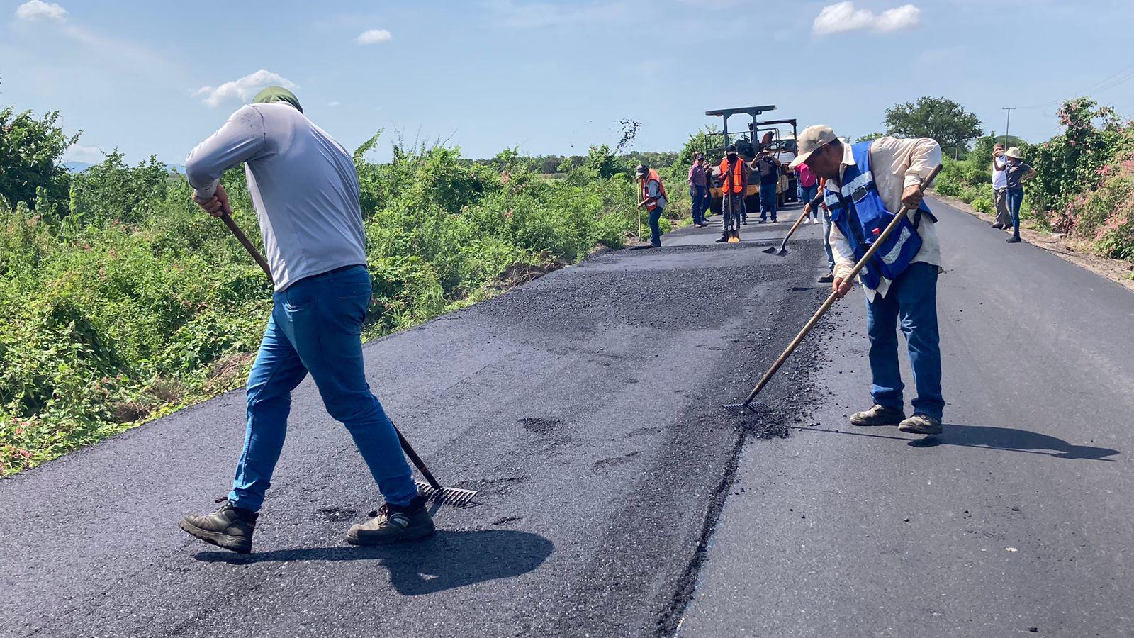 $!Concluirán reencarpetado de la carretera Villa Unión-Siqueros con inversión superior a $50 millones