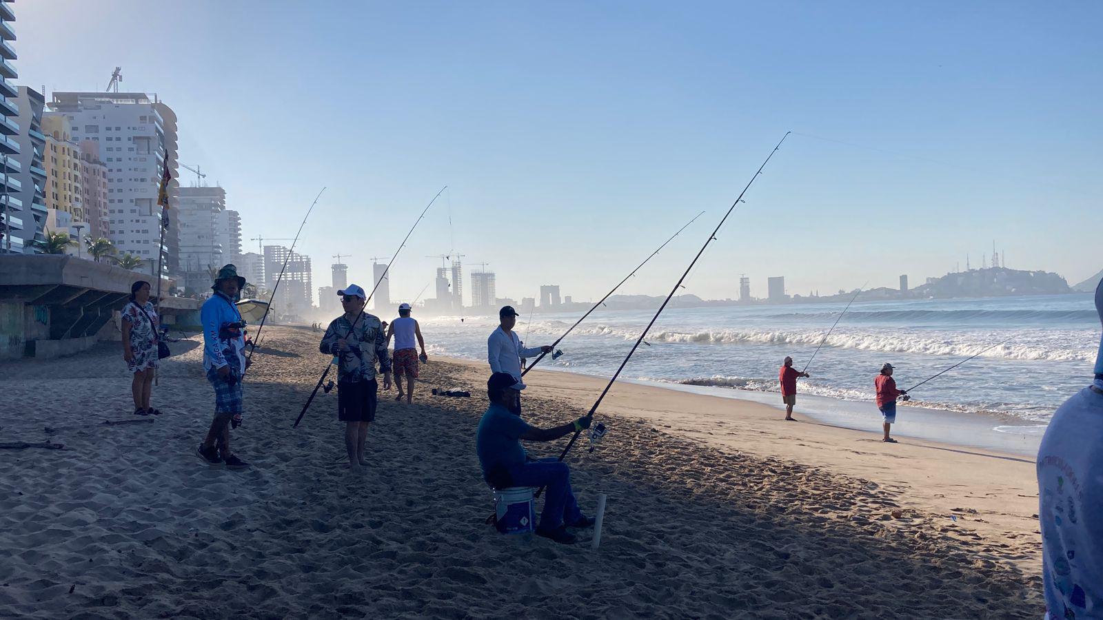 $!Amantes de la pesca apoyan causa de Grupo Reto Mazatlán