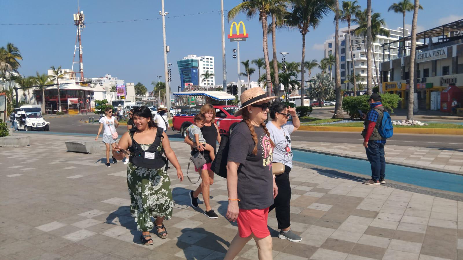 $!’Es más lo que dice en redes que lo que realmente pasa’, dicen turistas sobre Mazatlán