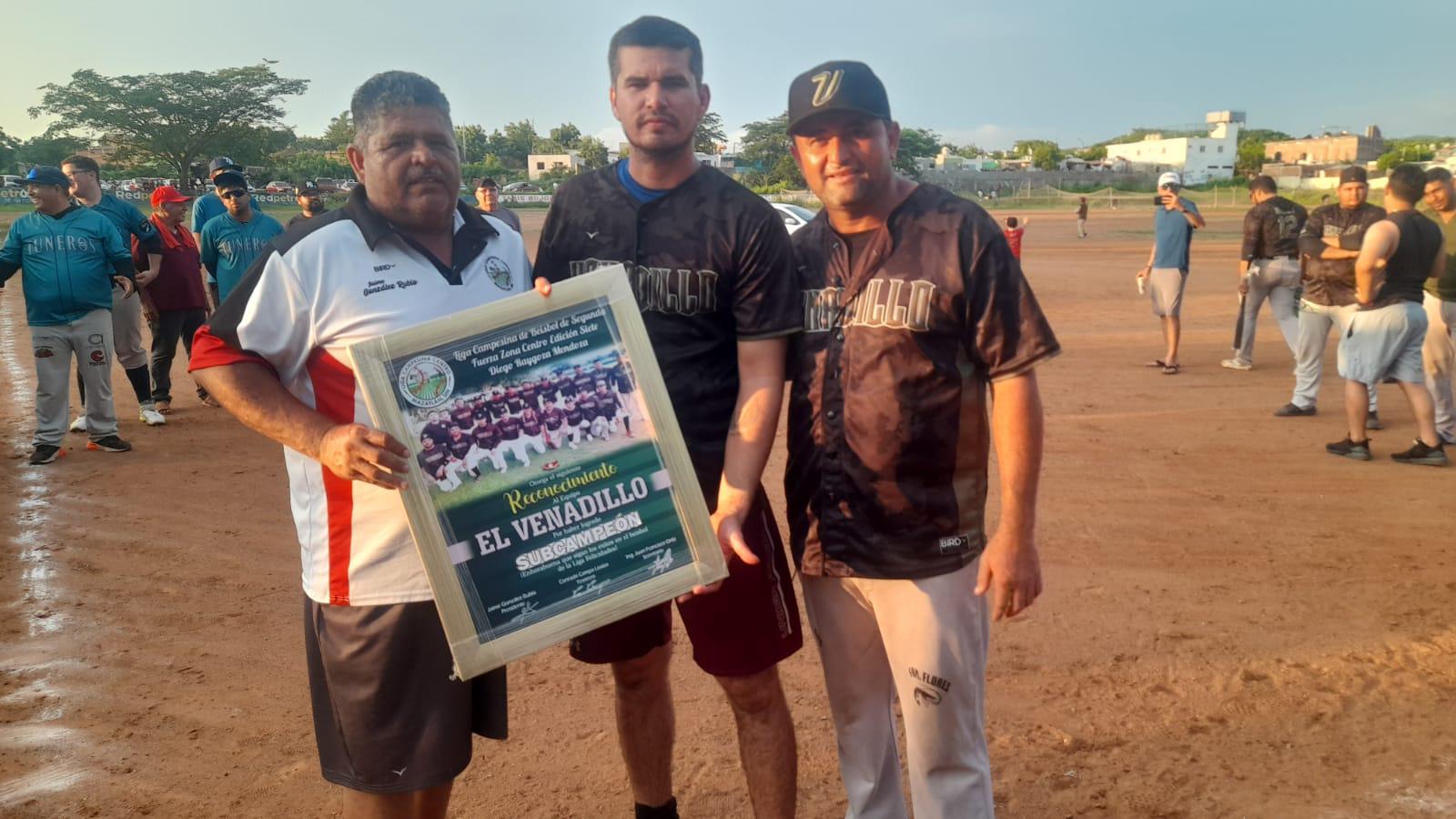 $!Se corona La Tuna en la Liga Campesina de Beisbol Centro