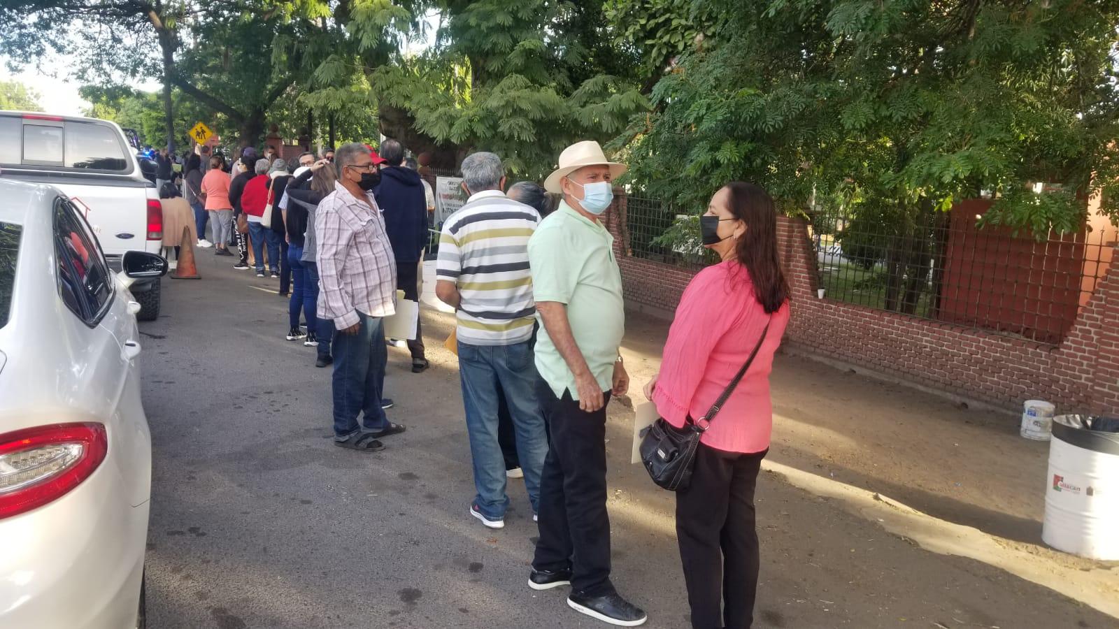 $!En Culiacán inicia vacunación de refuerzo contra el Covid en adultos mayores