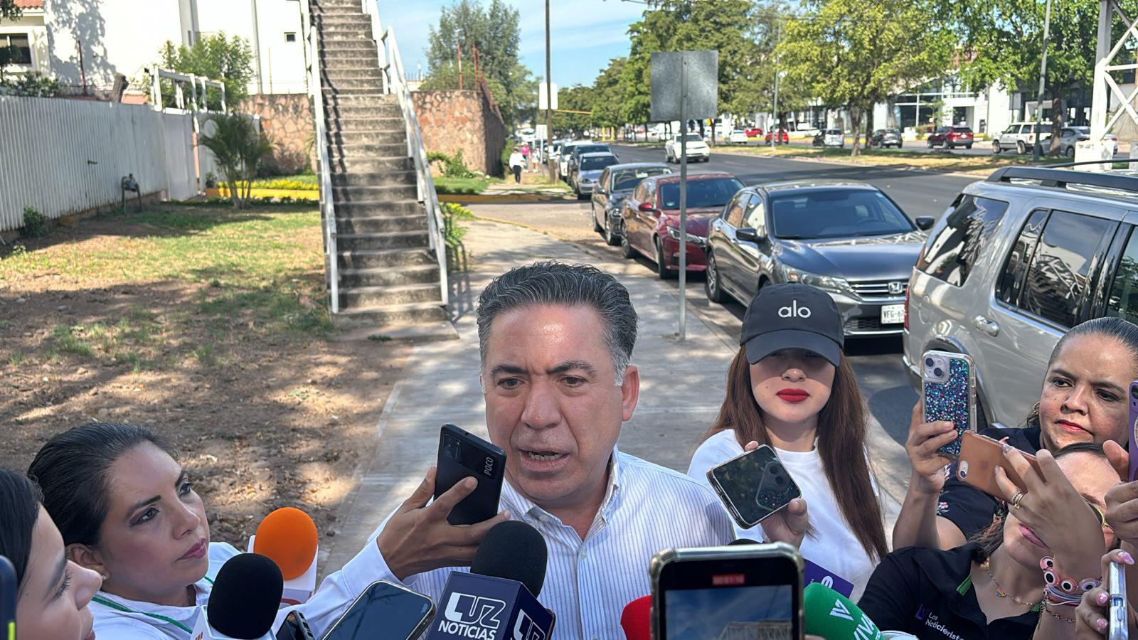 $!Con 30 minutos de retraso, inicia jornada electoral casilla de SEPyC en Culiacán