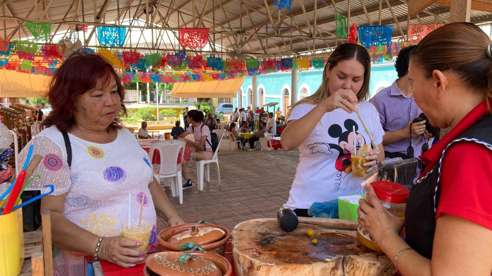 $!Celebran en La Noria el Día del Comerciante con colorida verbena en la plazuela del pueblo