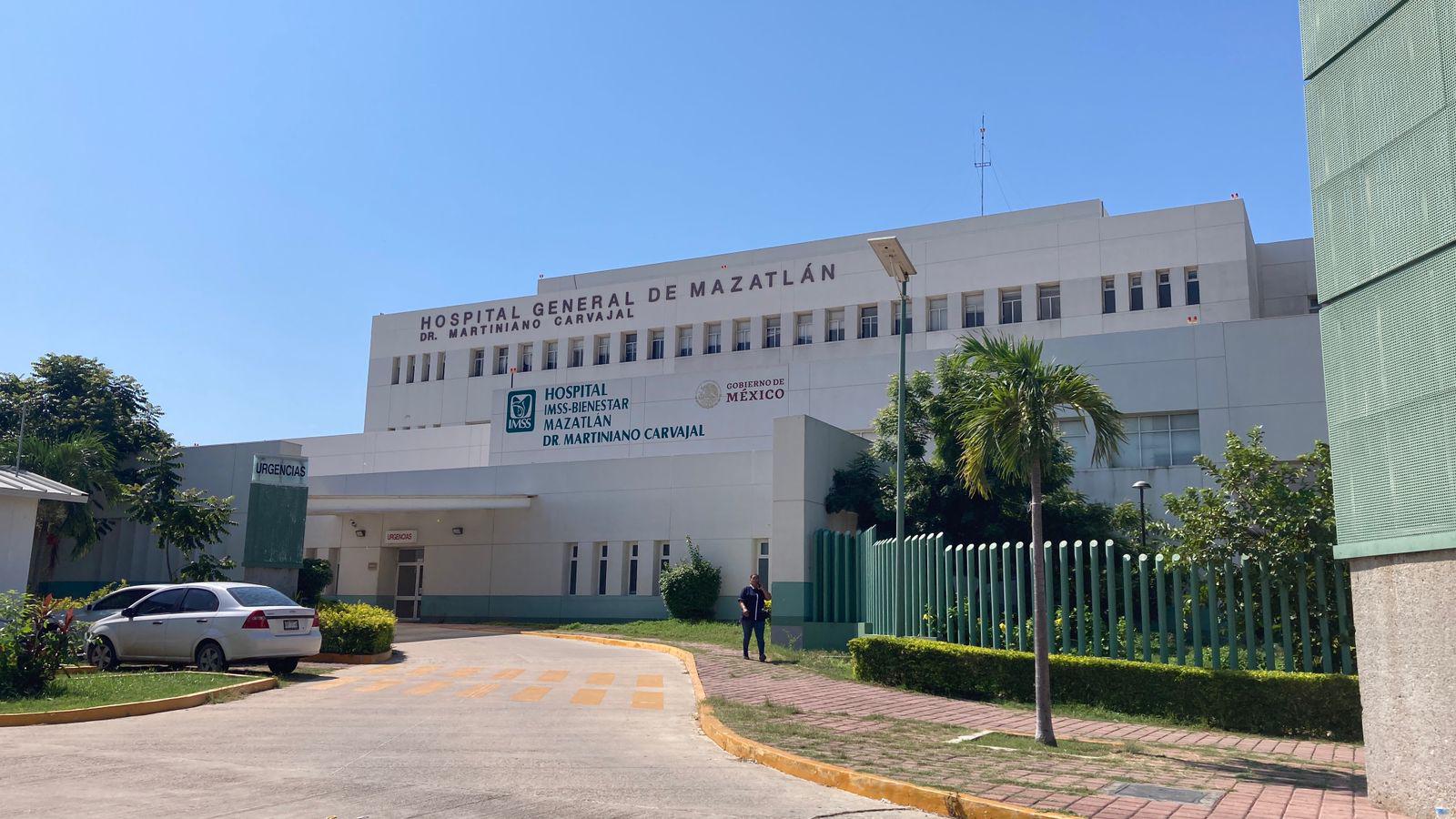 $!Hospital General de Mazatlán opera sin aire acondicionado ni medicamentos, denuncian trabajadores