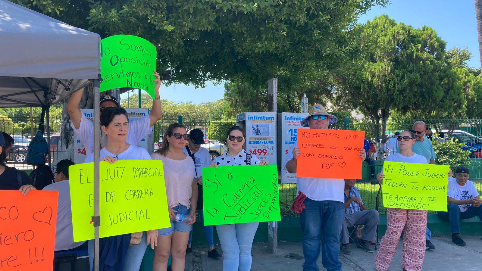 $!Trabajadores del Poder Judicial se manifiestan en Mazatlán contra la reforma aprobada