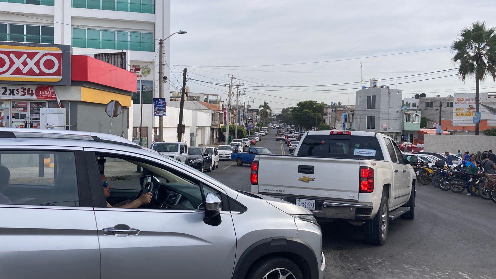 $!Cierran de nuevo Avenida del Mar por el Maratón y Triatlón Pacífico