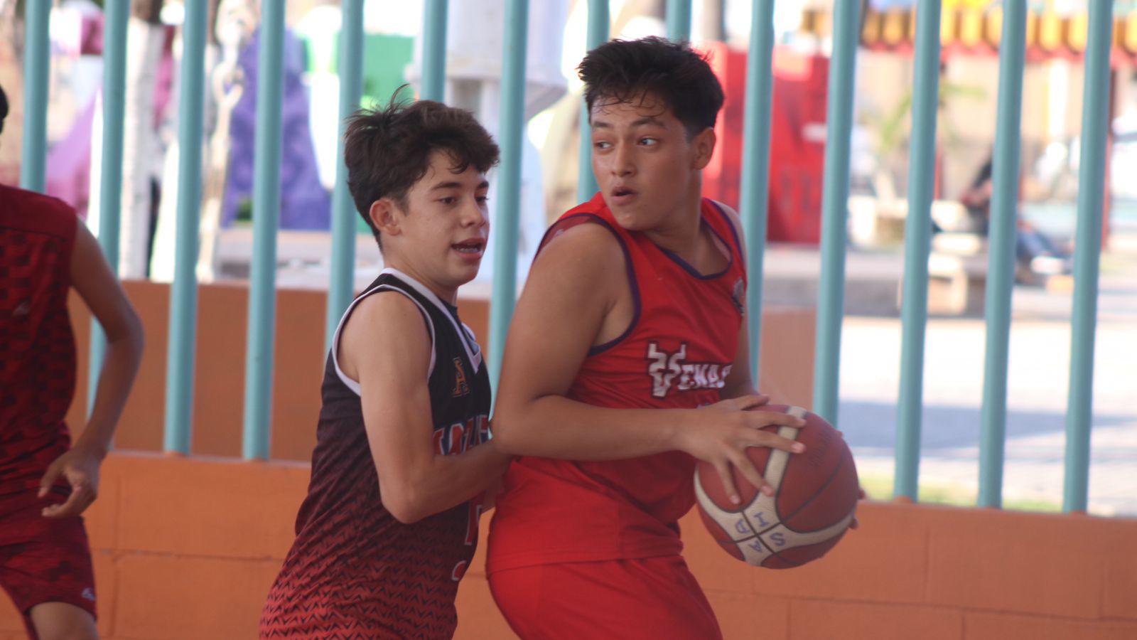 $!Arranca Liga de Baloncesto Imdem en el Parque Martiniano Carvajal