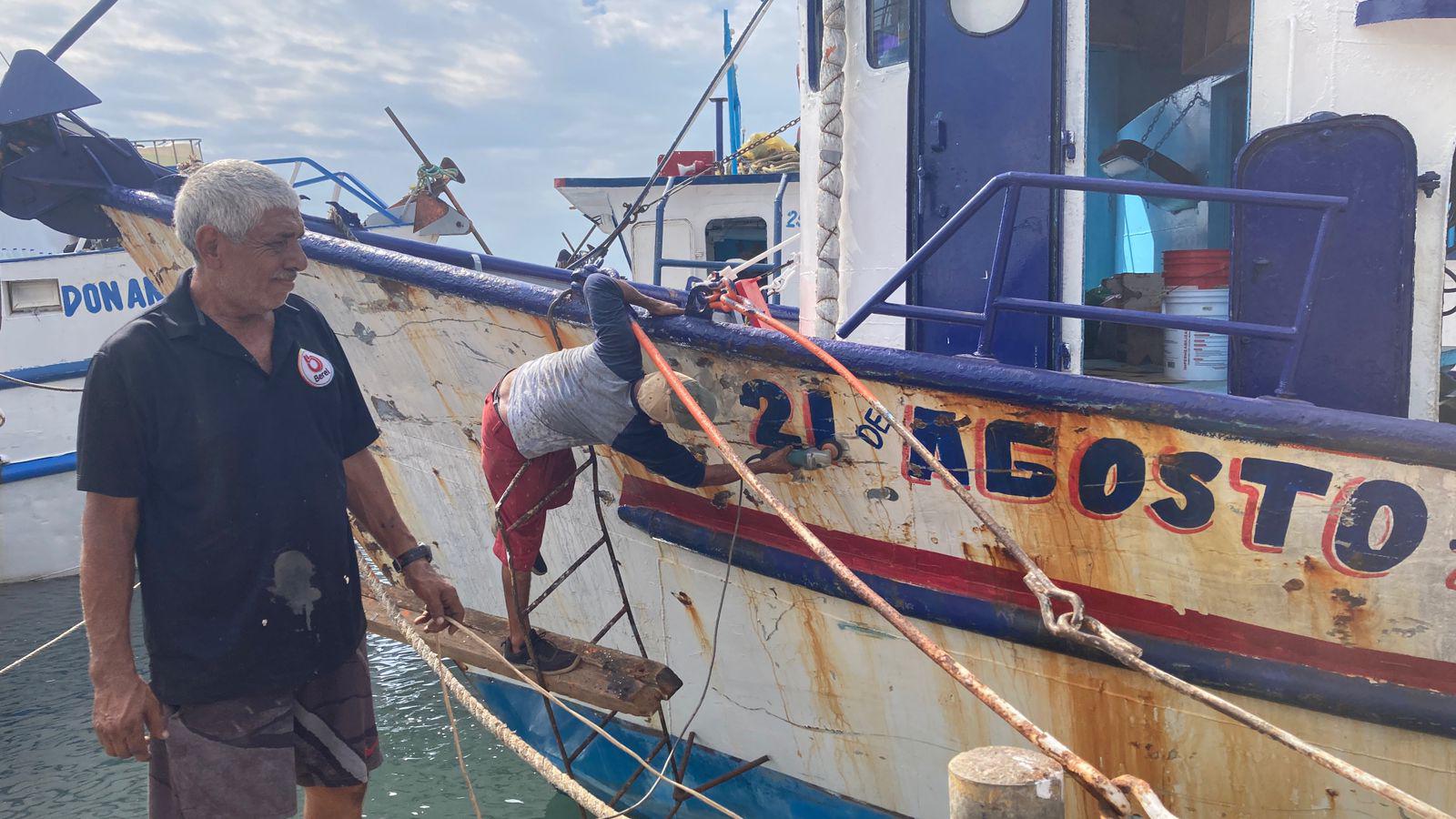 $!Menos del 50% de la flota camaronera de Mazatlán zarpará por falta de recursos