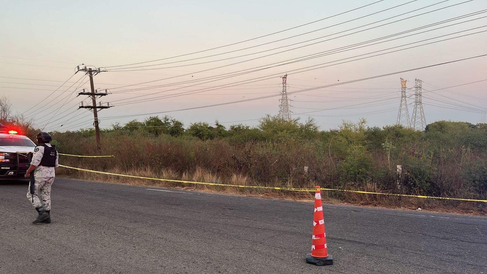 $!Localizan un cuerpo por el Trébol de Costa Rica, al sur de Culiacán