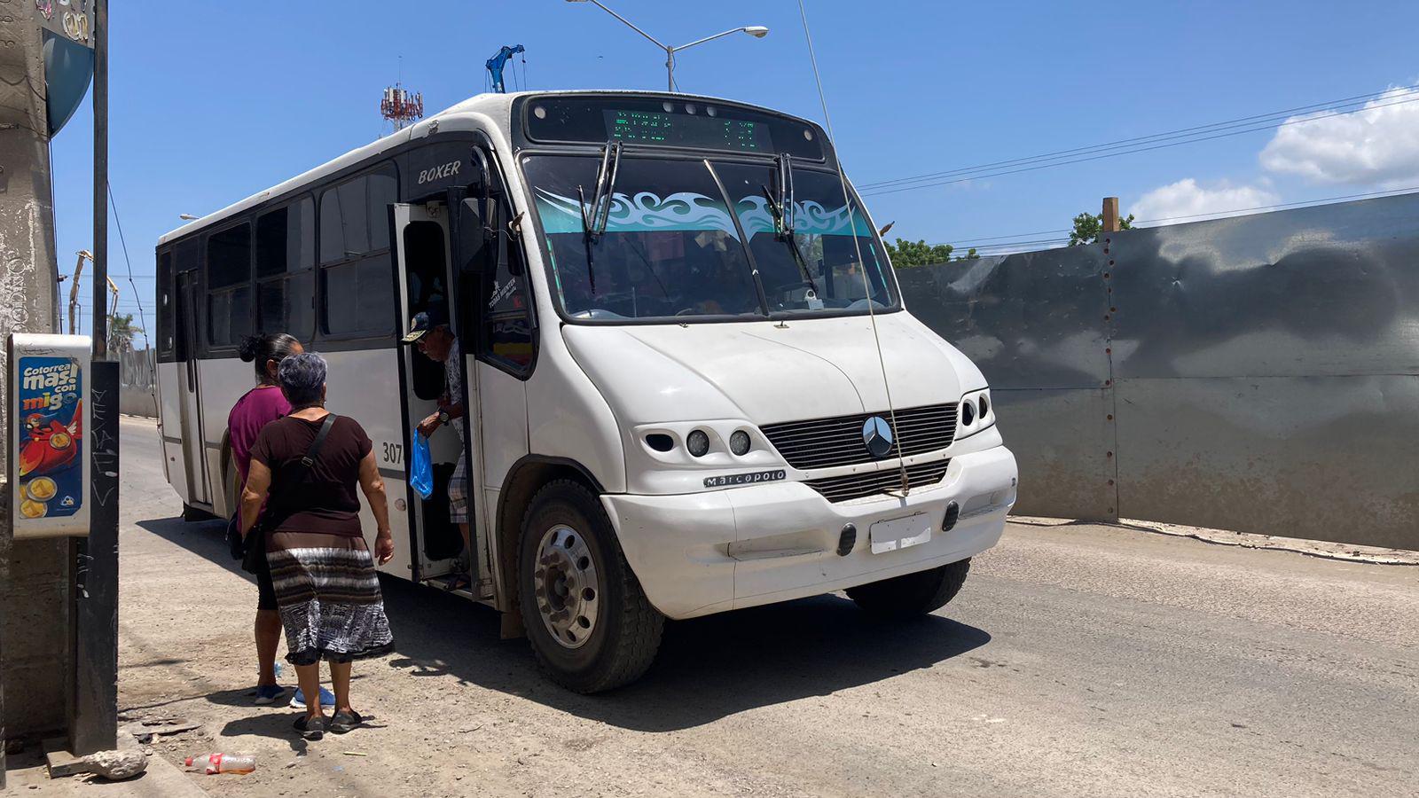 $!Trabajos del puente Libramiento Colosio comienzan a afectar a comerciantes de la zona