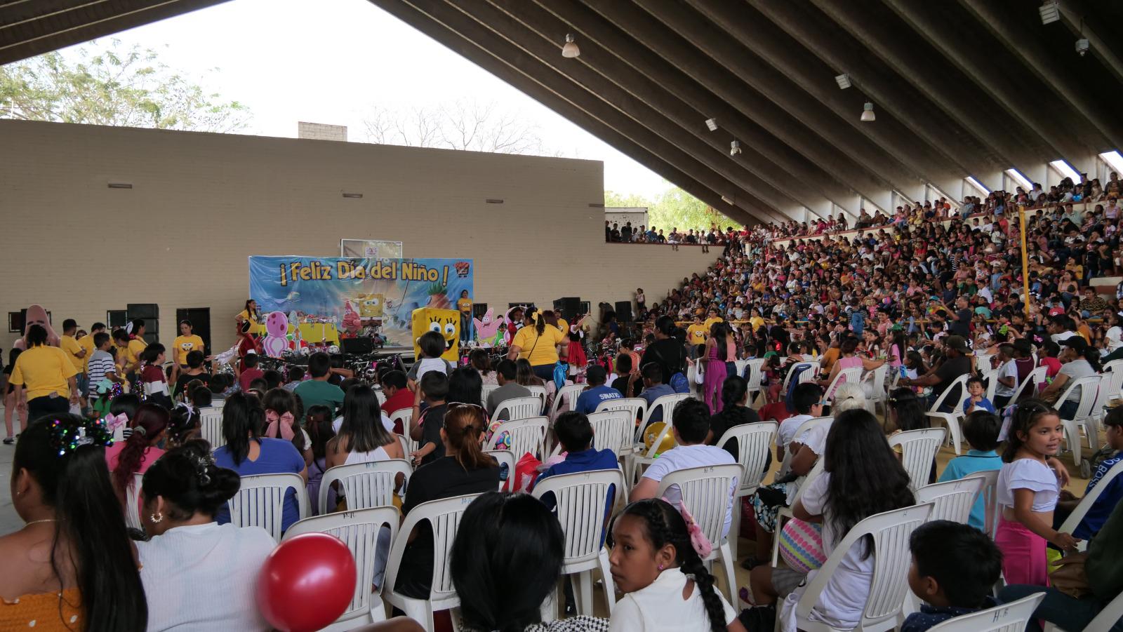 $!Celebran miles de pequeños el Día de los Niño en Rosario