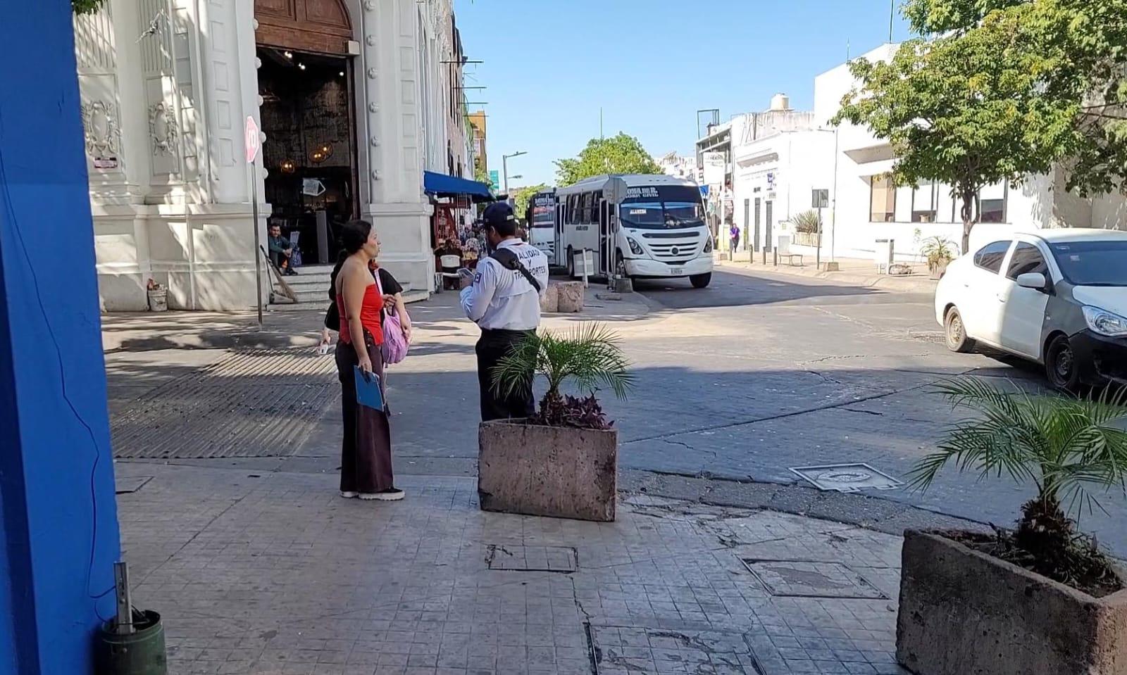 $!A pesar de anuncio del Alcalde, no hay agentes de Tránsito en el centro de Culiacán