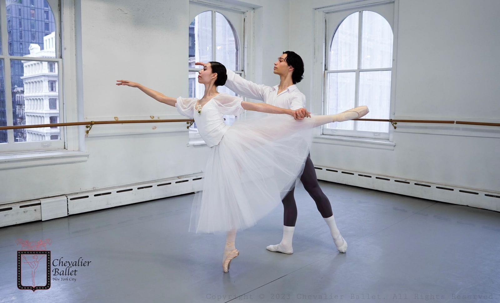 $!La sinaloense es bailarina de Ballet Clásico en la Compañía Chevalier Ballet, de Nueva York.